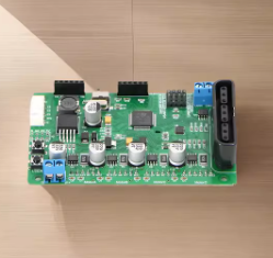 Line Follower Robot - บอร์ดควบคุมหลัก MCU 32 บิตสำหรับหุ่นยนต์ล้อเมคานัมขับเคลื่อน 4 ล้อ
